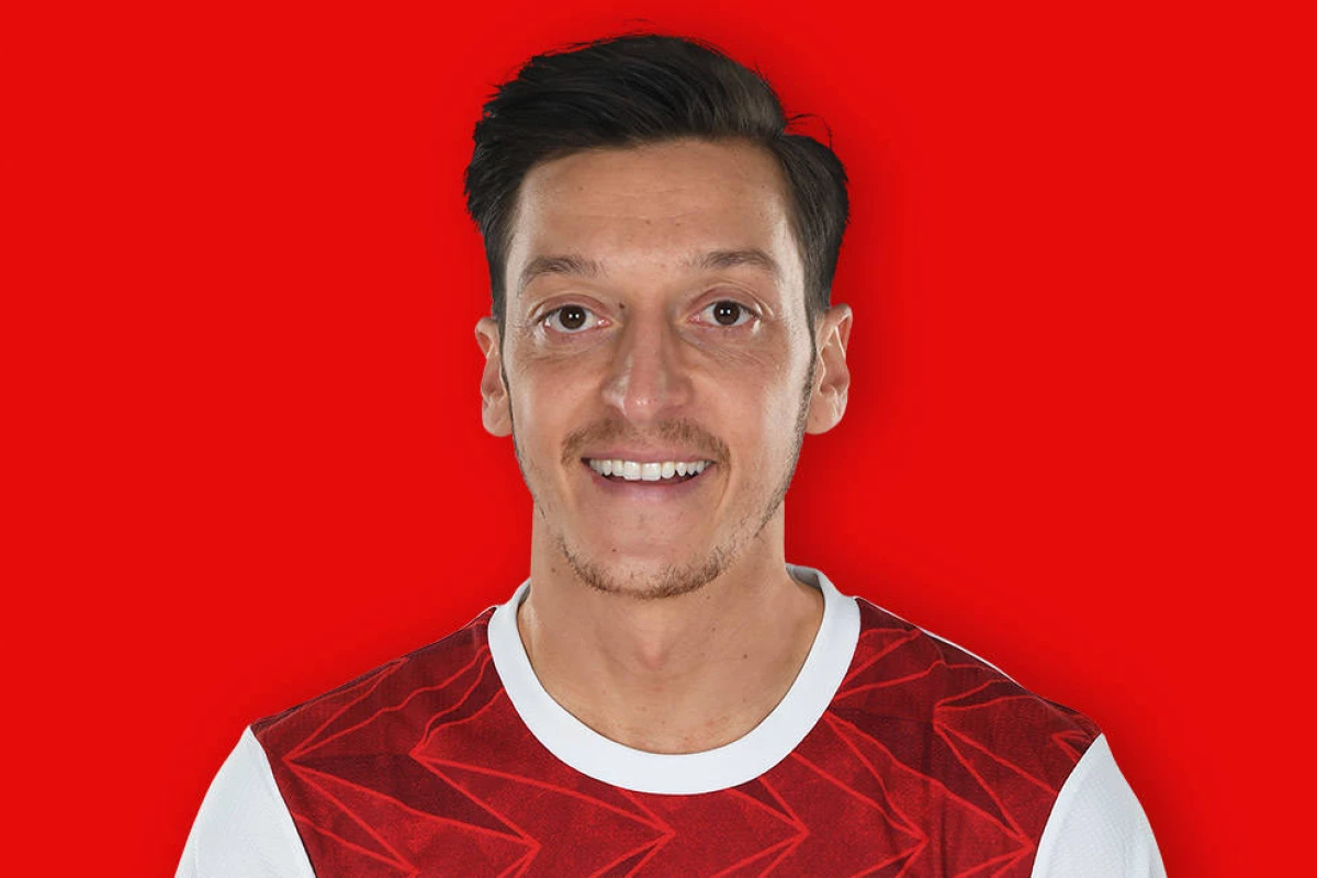 Mesut Oezil zakończył karierę!